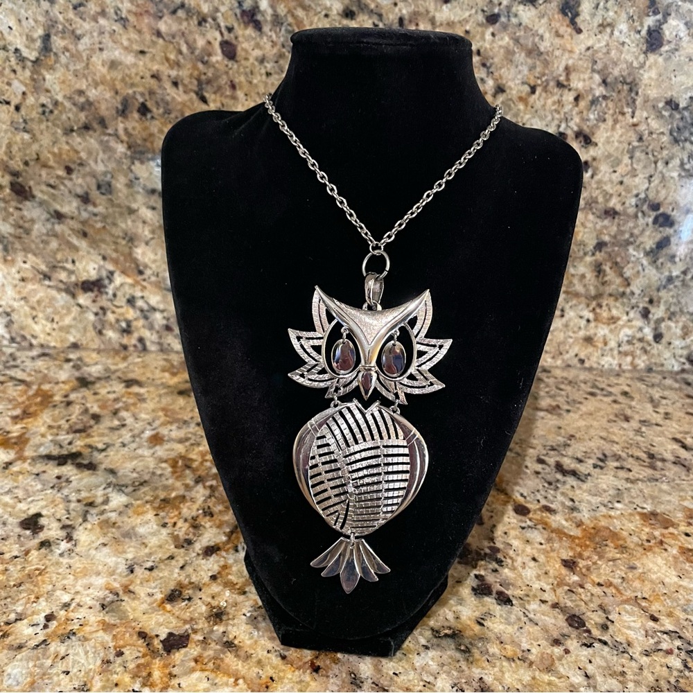 Silver Owl Pendant Necklace